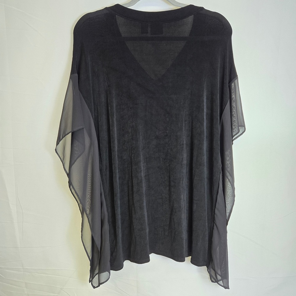 Travelers By Chico's Classic Hardware Lace Up V- Neck Top, Black, Size 1, Medium - Picture 2 of 13